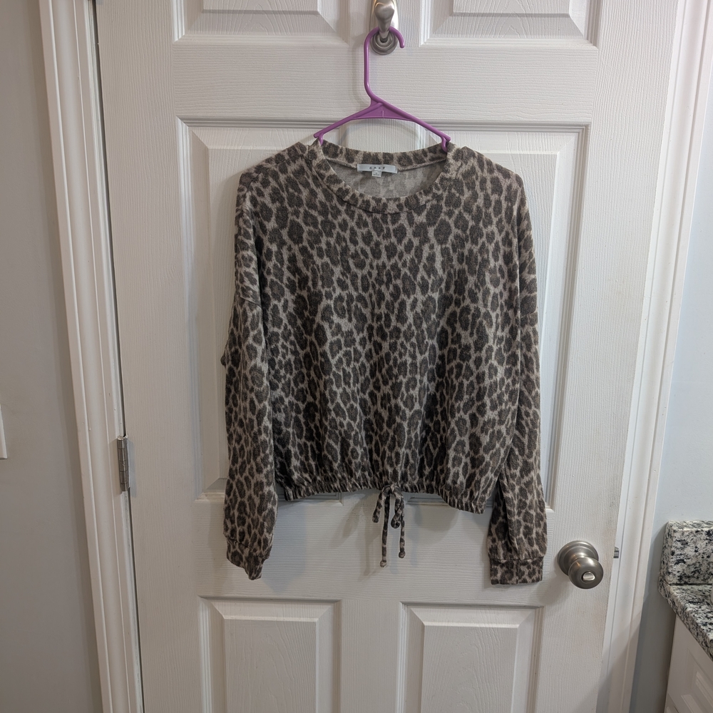 Gaze Cheetah Print Pullover Top With Tie Long Sleeve - Size S